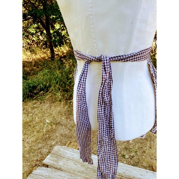 Vintage Half Apron Brown Gingham Checked Smocked Apron Farmhouse - Picture 5 of 10